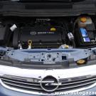 Opel Zafira B 1.6 ECOTEC 115KM  komora silnika