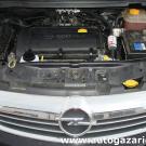 Opel Zafira B 1.6 16V 105KM komora silnika