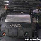 Honda Legend 3.5 V6 VTEC 295KM komora silnika