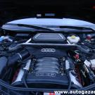 Audi A8 D3 Long 4.2 V8 Quattro 335KM komora silnika
