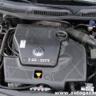 Volkswagen Golf IV 1.6 SR komora silnika