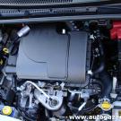 Toyoty Yaris 1.0 VVT-i 69KM komora silnika