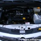 Opel Astra H 1.4 ECOTEC 90KM komora silnika