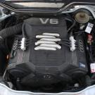 Audi A6 ( C4 ) 2.6 V6 150KM komora silnika