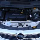 Opel Zafira B 1.6 ECOTEC 105KM komora silnika