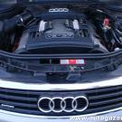 Audi A8 ( D3 ) quattro 3.7 V8 280KM komora silnika