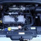 Hyundai Getz 1.1 66KM  komora silnika